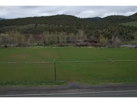 50889 Highway 26 Mount Vernon OR 97865