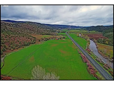 50889 Highway 26 Mount Vernon OR 97865