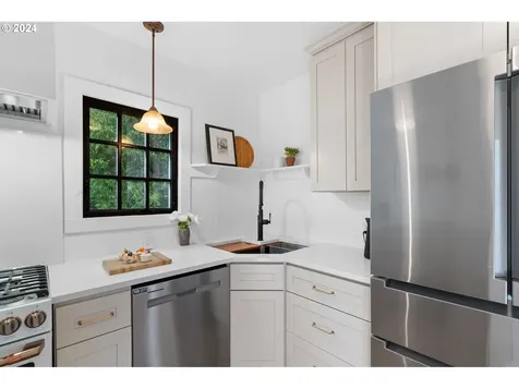 3047 Ne 33rd Avenue Portland OR 97212