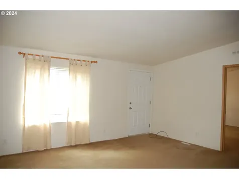 205 W Pennoyer Street Condon OR 97823