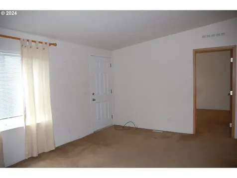 205 W Pennoyer Street Condon OR 97823