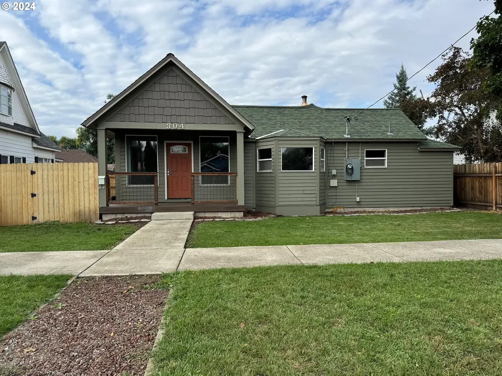 304 N River Street Enterprise OR 97828