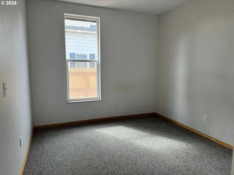 304 N River Street Enterprise OR 97828