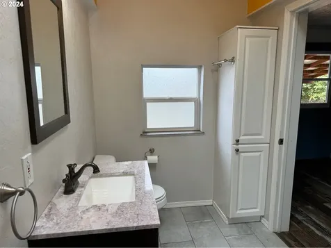304 N River Street Enterprise OR 97828