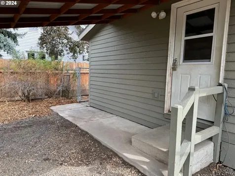 304 N River Street Enterprise OR 97828