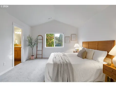 6434 SW Onassis Place Beaverton OR 97007