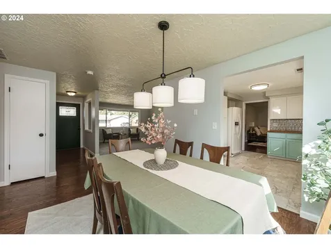 8905 NE 102nd Street Vancouver WA 98662