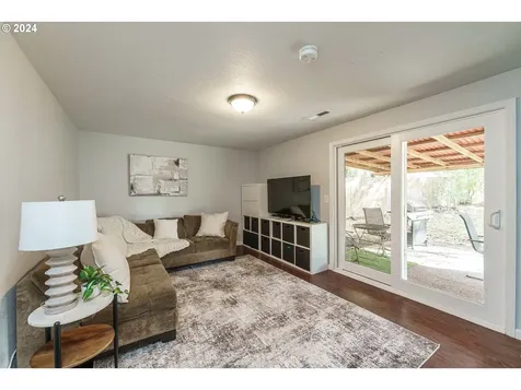 8905 NE 102nd Street Vancouver WA 98662