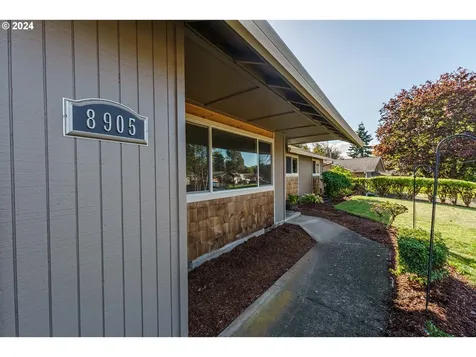 8905 NE 102nd Street Vancouver WA 98662