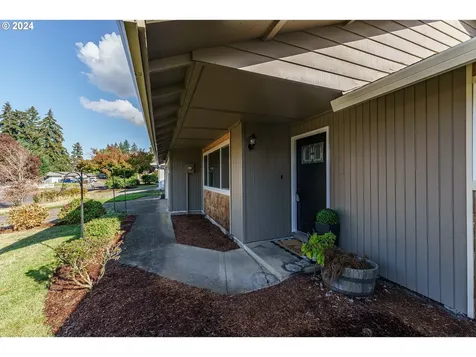 8905 NE 102nd Street Vancouver WA 98662
