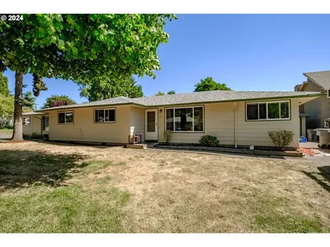 428/430 SE Bridgeway Avenue Corvallis OR 97333