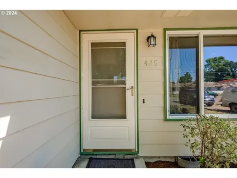 428/430 SE Bridgeway Avenue Corvallis OR 97333
