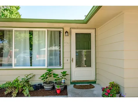 428/430 SE Bridgeway Avenue Corvallis OR 97333