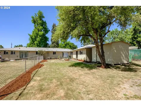 428/430 SE Bridgeway Avenue Corvallis OR 97333