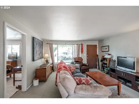 428/430 SE Bridgeway Avenue Corvallis OR 97333