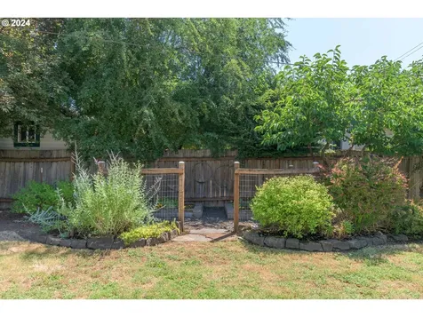 1148 W 5th Avenue Eugene OR 97402