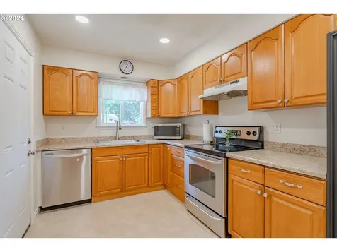 21125 Se Clay Court Gresham OR 97030