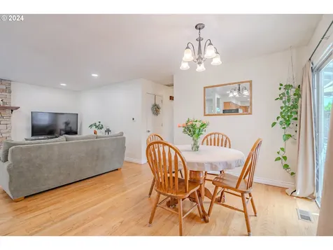 21125 Se Clay Court Gresham OR 97030