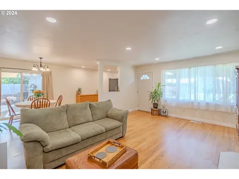 21125 Se Clay Court Gresham OR 97030