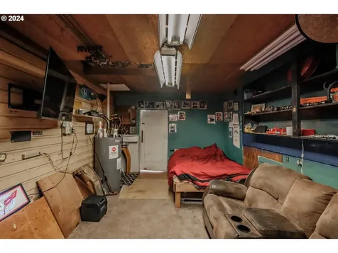 1248 1st Avenue Sweet Home OR 97386