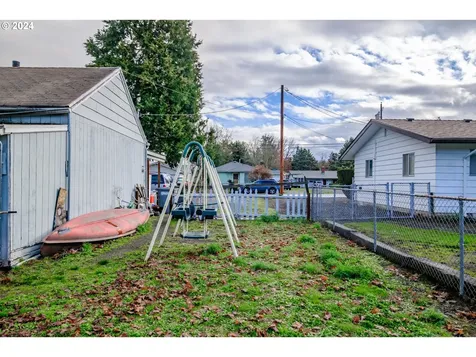 1248 1st Avenue Sweet Home OR 97386