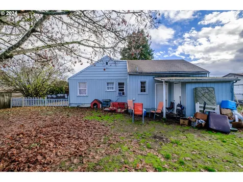 1248 1st Avenue Sweet Home OR 97386