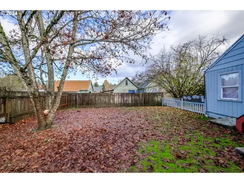 1248 1st Avenue Sweet Home OR 97386