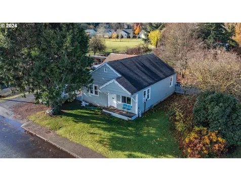 1248 1st Avenue Sweet Home OR 97386