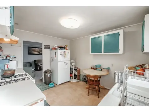 1248 1st Avenue Sweet Home OR 97386