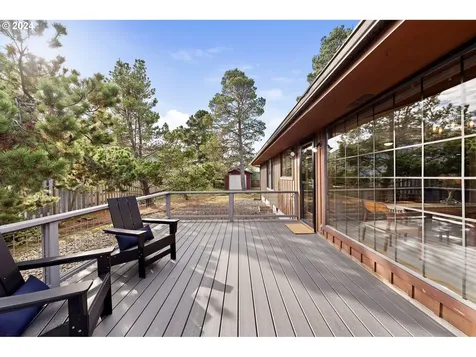 1331 S Columbia Street Seaside OR 97138