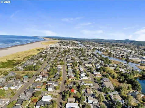 1331 S Columbia Street Seaside OR 97138