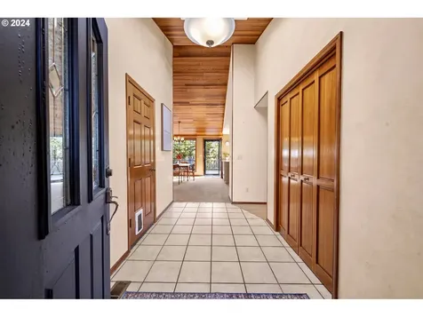 1331 S Columbia Street Seaside OR 97138