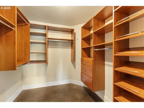 1225 NW 102nd Avenue Portland OR 97229
