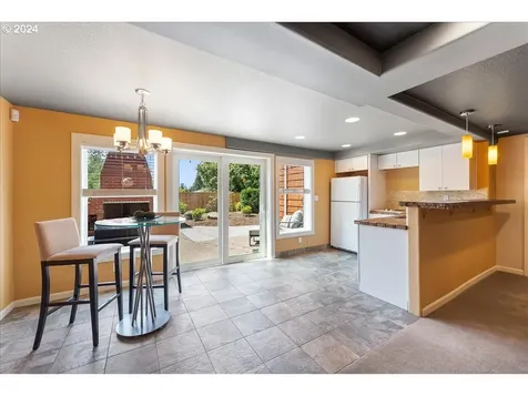 1225 NW 102nd Avenue Portland OR 97229
