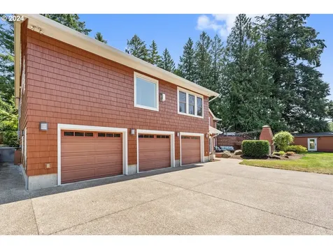 1225 NW 102nd Avenue Portland OR 97229