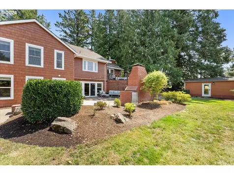 1225 NW 102nd Avenue Portland OR 97229