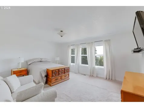 2545 Green Mountain Road Kalama WA 98625