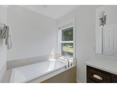 2545 Green Mountain Road Kalama WA 98625