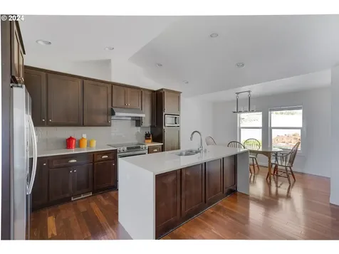 2545 Green Mountain Road Kalama WA 98625
