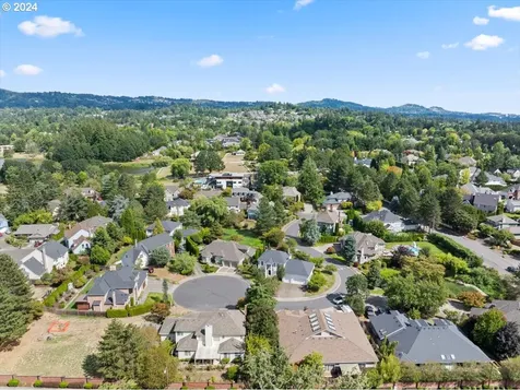 14259 Nw Lakeshore Court Portland OR 97229