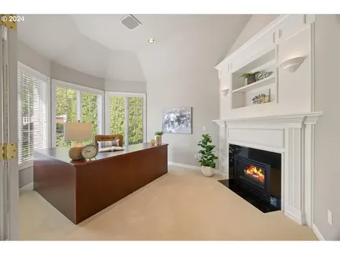 14259 Nw Lakeshore Court Portland OR 97229