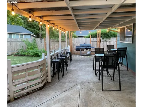 2591 Donegal Street Eugene OR 97404