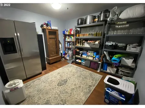 2591 Donegal Street Eugene OR 97404