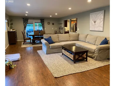 2591 Donegal Street Eugene OR 97404