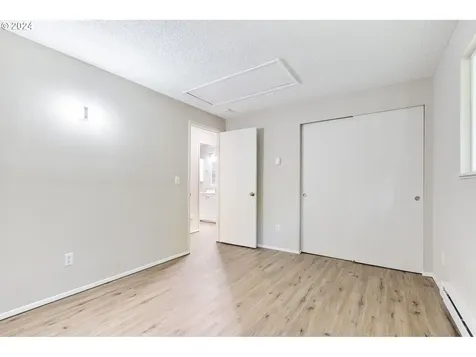 28606 Se Woods Road Eagle Creek OR 97022