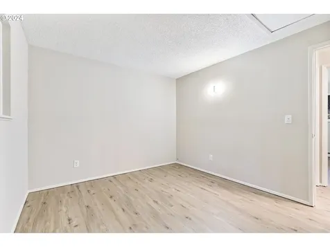 28606 Se Woods Road Eagle Creek OR 97022
