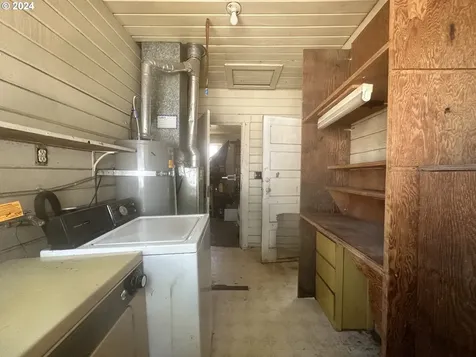 629 N 10th Street Cottage Grove OR 97424