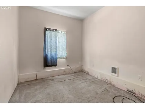 220 Holcomb Spur Road Kelso WA 98626