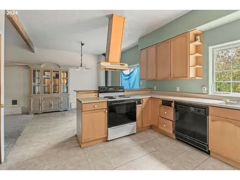 220 Holcomb Spur Road Kelso WA 98626