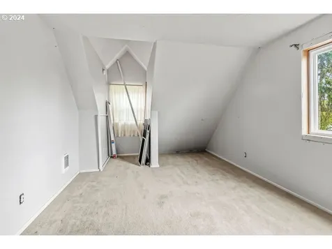 220 Holcomb Spur Road Kelso WA 98626